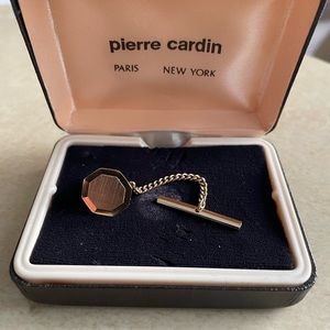 Pierre Cardin tie tac-new!